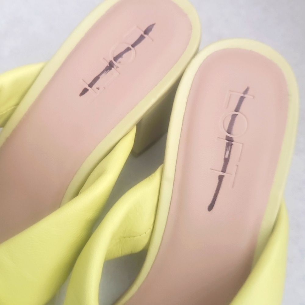 NEW! LOFT Puffed Twist Leather Slide On Open Toe Sandals 6.5. - Picture 5 of 8